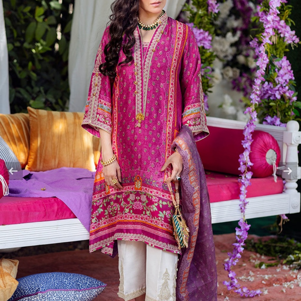 Farah talib aziz pakistani Pink Embroidered Kurta with Dupatta and pants